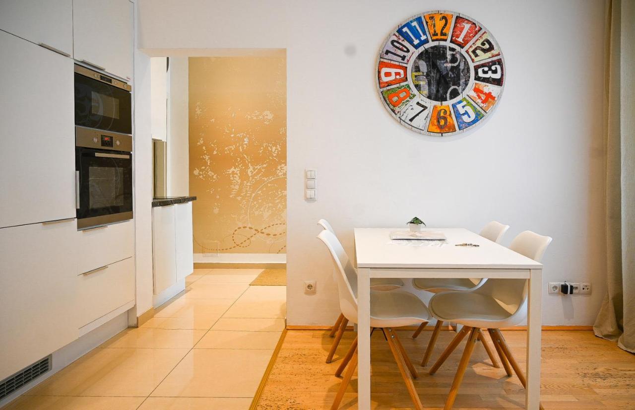 Bright Apartment Mariahilf 비엔나 외부 사진